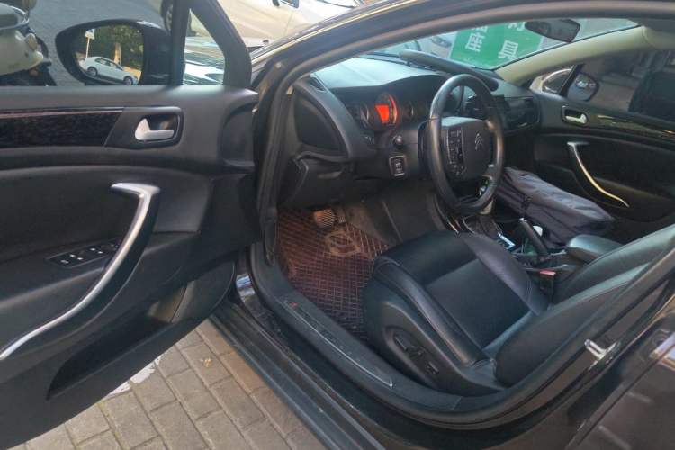 Used Citroen C5 2013 2.0L Automatic Luxury Model Driver Seat