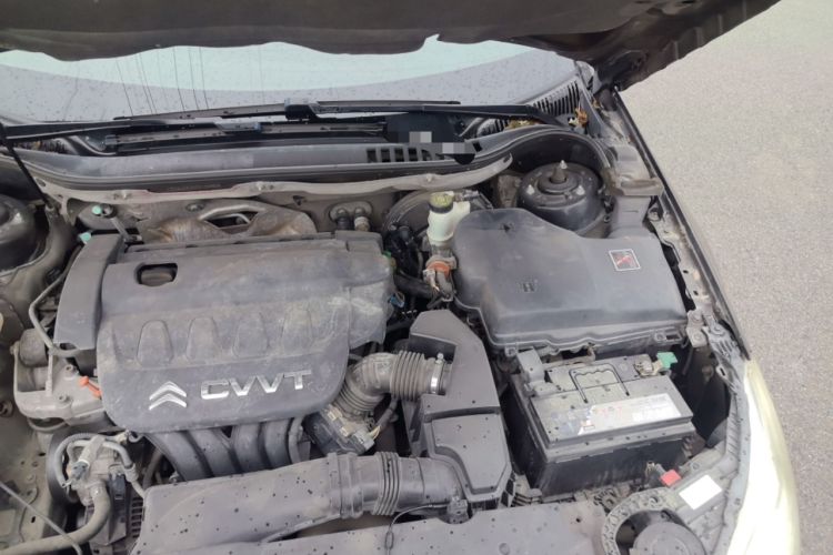 Used Citroen C5 2013 2.0L Manual Comfort Version Engine Bay Left