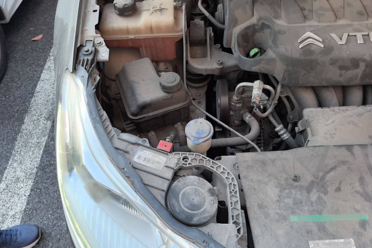 Used Citroen C5 2013 2.3L Automatic Zunyu Model Engine Bay Right