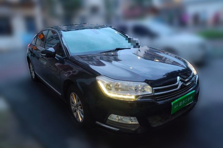 Used Citroen C5 2013 2.0L Automatic Luxury Model Front Right 45 Deg