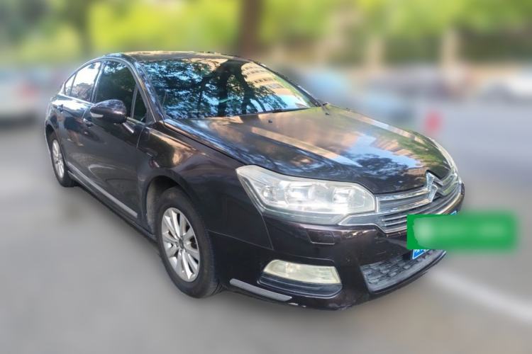 Used Citroen C5 2013 2.0L Automatic Luxury Model Front Right 45 Deg