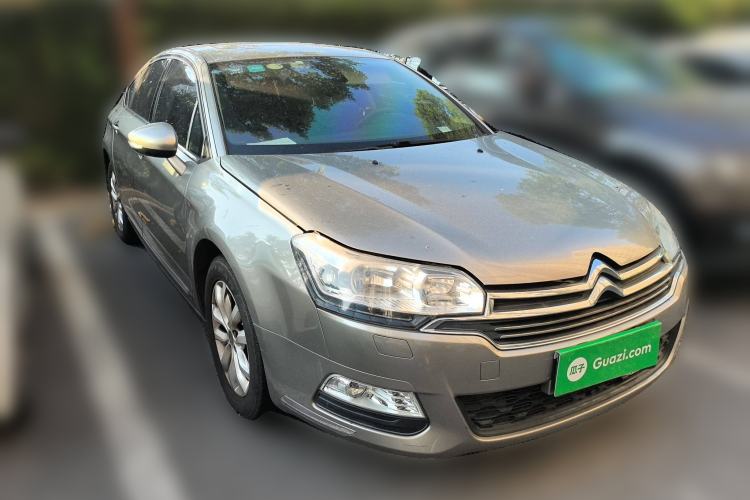 Used Citroen C5 2013 2.3L Automatic Zunyu Model Front Right 45 Deg