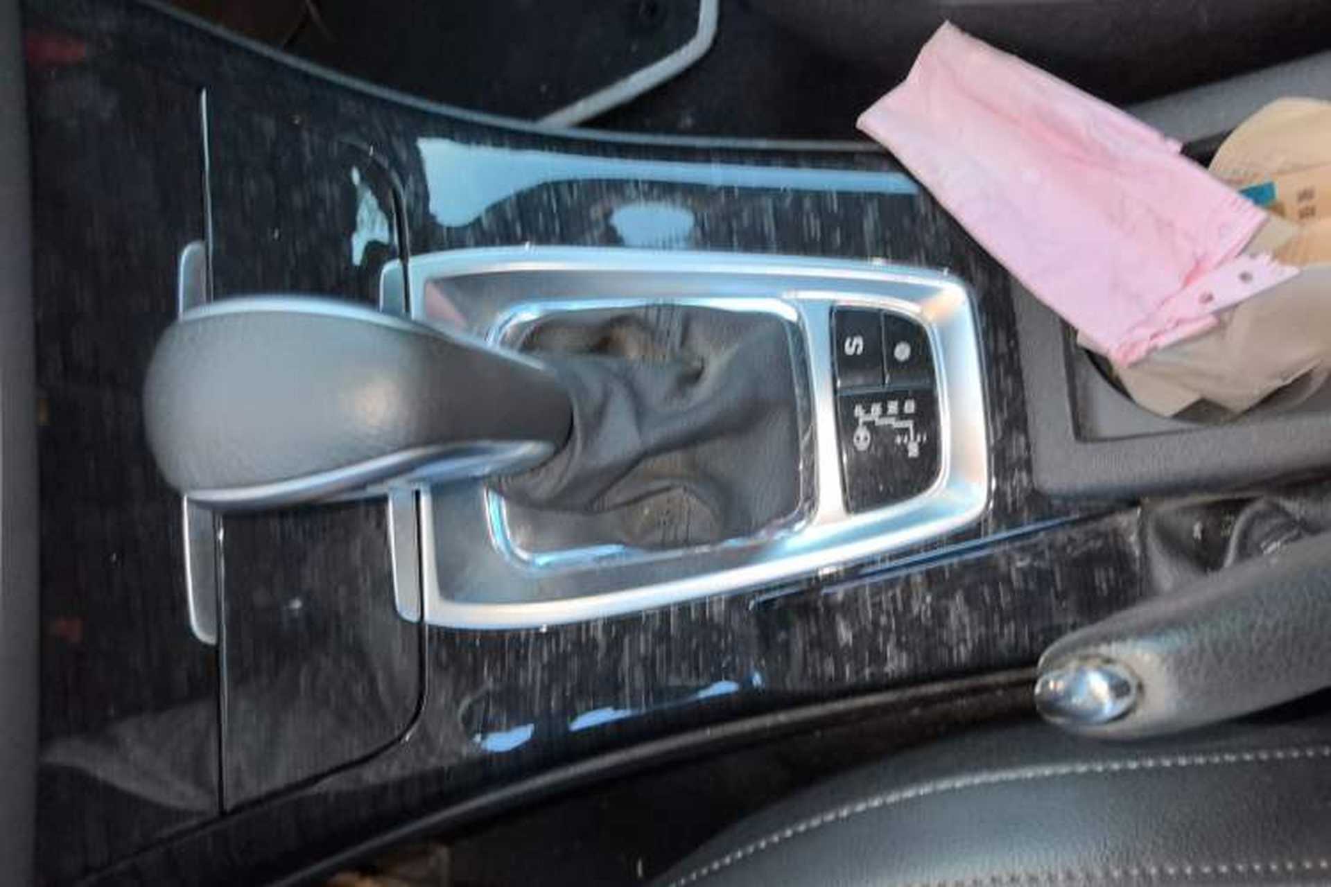 Used Citroen C5 2013 2.3L Automatic Zunyu Model Gear Lever