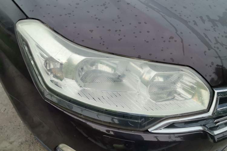 Used Citroen C5 2013 2.0L Manual Comfort Version Right Front Headlight