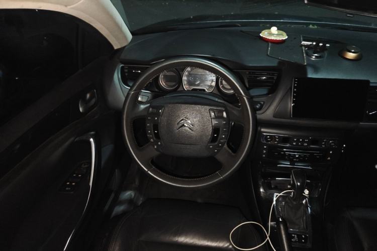 Used Citroen C5 2013 2.0L Automatic Luxury Model Steering Wheel