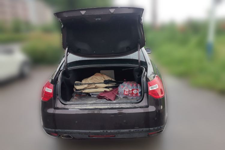 Used Citroen C5 2013 2.0L Manual Comfort Version Trunk