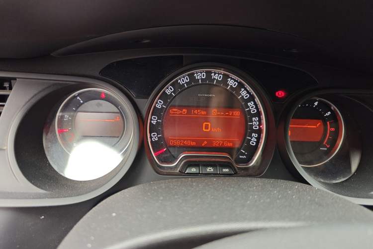 Used Citroen C5 2013 2.0L Automatic Luxury Model Instrument Cluster