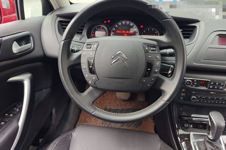 Used Citroen C5 2013 2.0L Automatic Luxury Model Steering Wheel