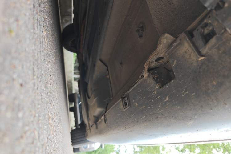 Used Citroen C5 2013 2.0L Automatic Luxury Model Chassis Front Left