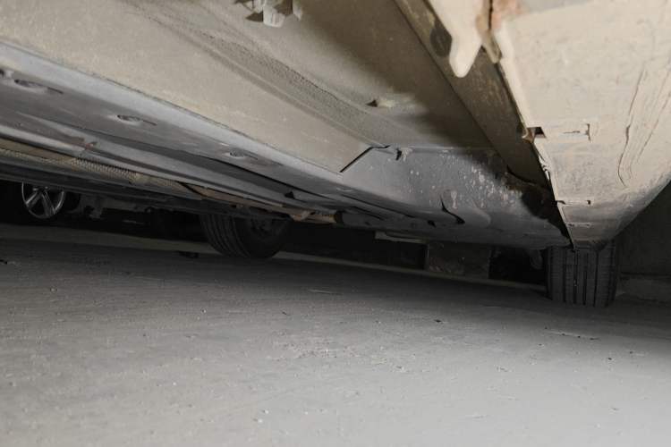 Used Citroen C5 2013 2.3L Automatic Prestige Edition Chassis Front Left