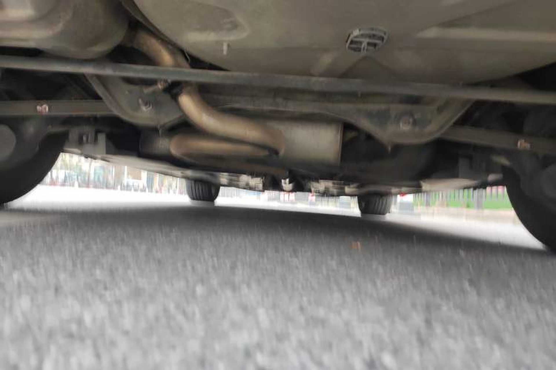 Used Citroen C5 2013 2.3L Automatic Zunyu Model Chassis Rear