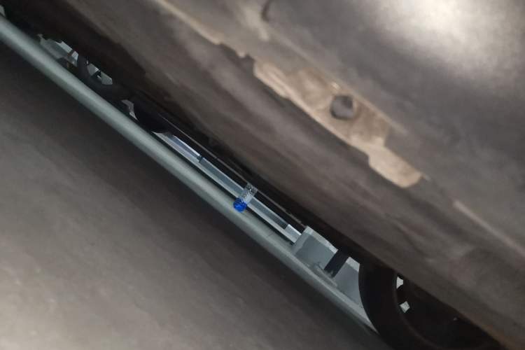 Used Citroen C5 2013 2.3L Automatic Zunyu Model Chassis Rear Left