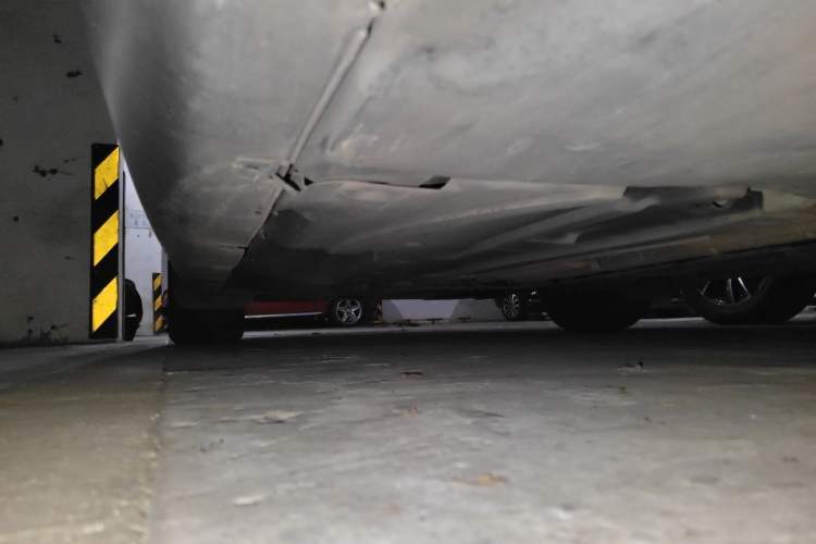 Used Citroen C5 2013 2.3L Automatic Zunyu Model Chassis Rear Left