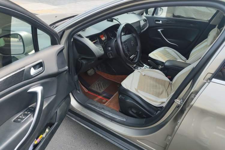 Used Citroen C5 2013 2.3L Automatic Enjoyment Model Driver Seat