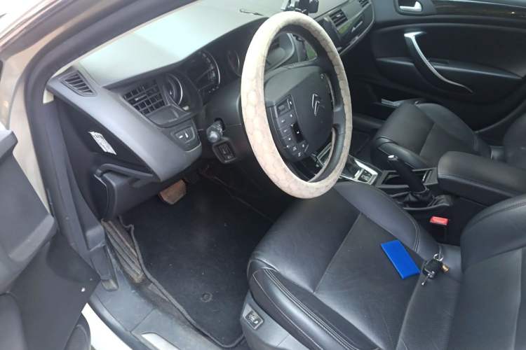 Used Citroen C5 2013 2.0L Automatic Yue Shang Edition Driver Seat
