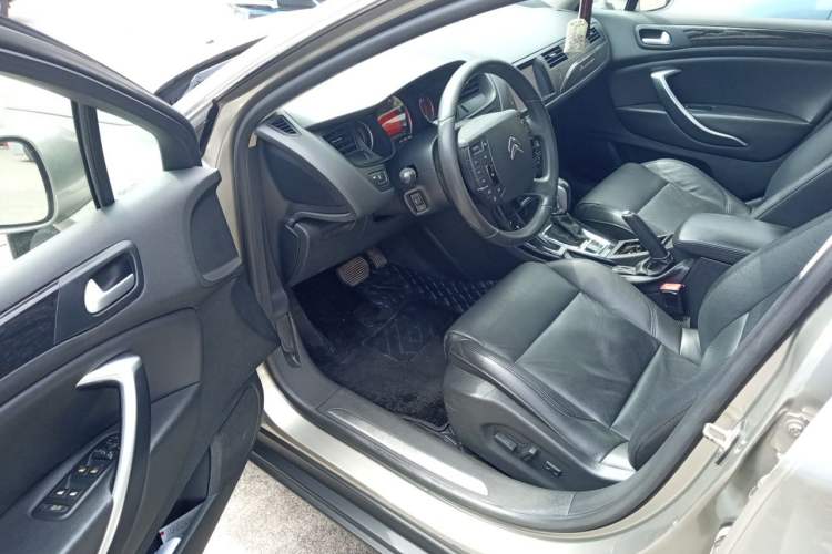 Used Citroen C5 2013 2.0L Automatic Enjoyment Model Driver Seat