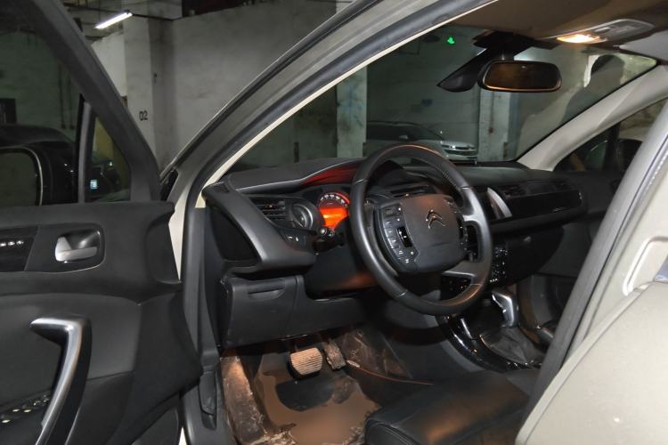 Used Citroen C5 2013 2.3L Automatic Prestige Edition Driver Seat