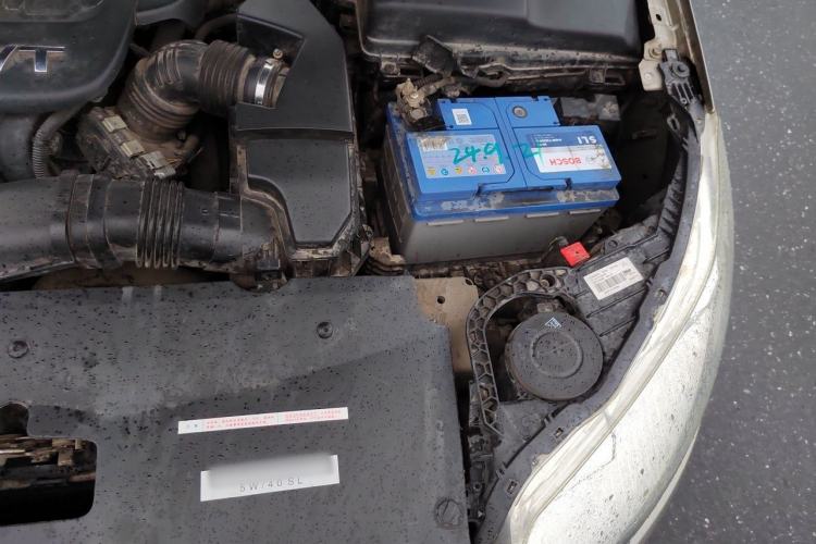 Used Citroen C5 2013 2.0L Automatic Luxury Model Engine Bay Left