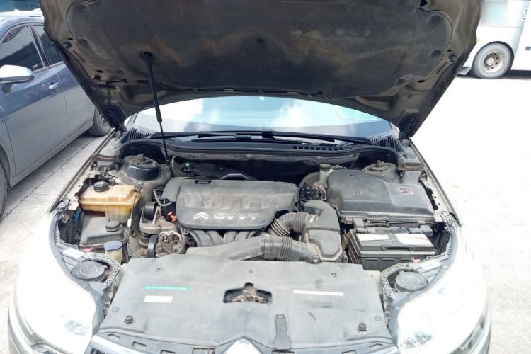 Used Citroen C5 2013 2.0L Automatic Enjoyment Model Engine Bay