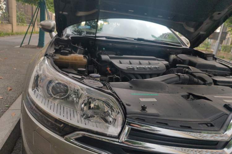 Used Citroen C5 2013 2.0L Automatic Luxury Model Engine Bay Right