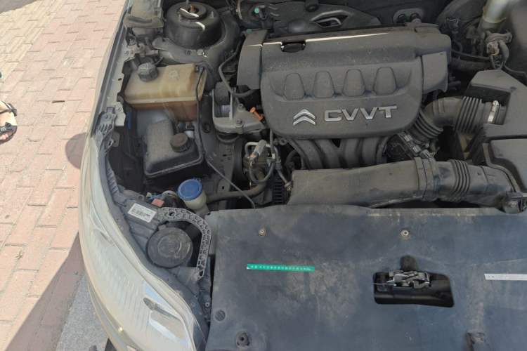 Used Citroen C5 2013 2.0L Automatic Luxury Model Engine Bay Right