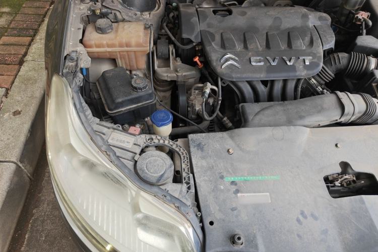 Used Citroen C5 2013 2.0L Automatic Luxury Model Engine Bay Right