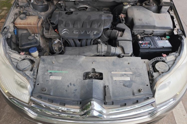 Used Citroen C5 2013 2.0L Automatic Luxury Model Engine Bay