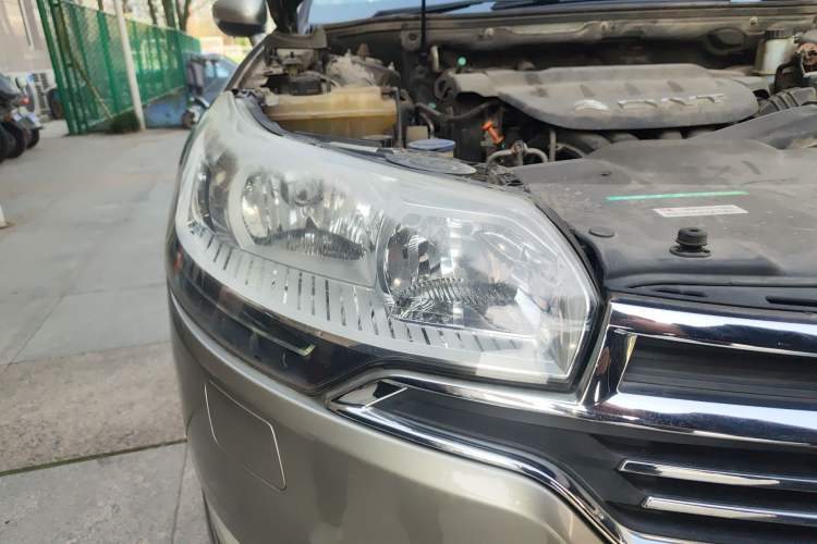 Used Citroen C5 2013 2.0L Automatic Luxury Model Exterior 6