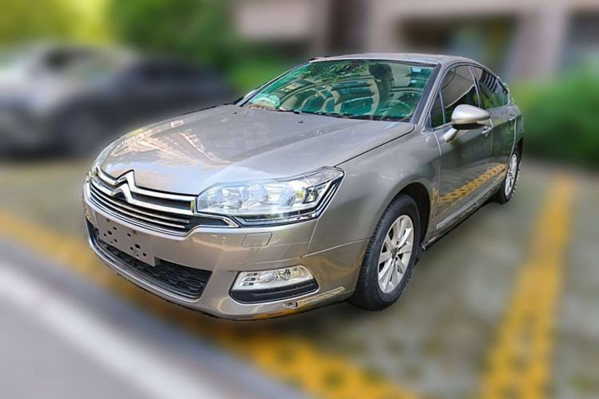 Used Citroen C5 2013 2.0L Automatic Enjoyment Model Front Left 45 Deg