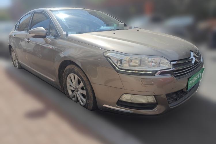 Used Citroen C5 2013 2.0L Automatic Luxury Model Front Right 45 Deg