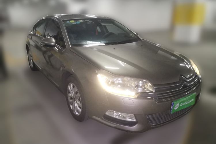 Used Citroen C5 2013 2.3L Automatic Zunyu Model Front Right 45 Deg