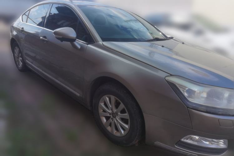 Used Citroen C5 2013 2.0L Automatic Enjoyment Model Front Right 45 Deg