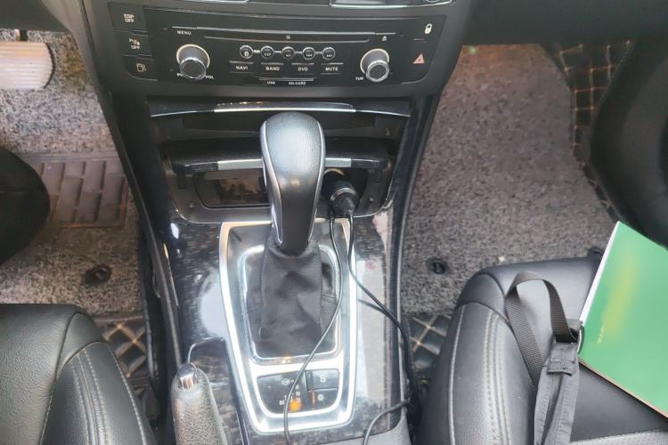 Used Citroen C5 2013 2.0L Automatic Luxury Model Gear Lever