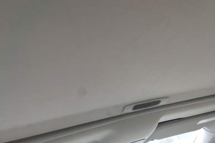 Used Citroen C5 2013 2.3L Automatic Enjoyment Model Headliner