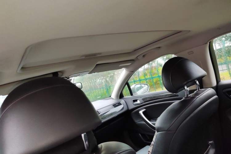 Used Citroen C5 2013 2.0L Automatic Luxury Model Headliner
