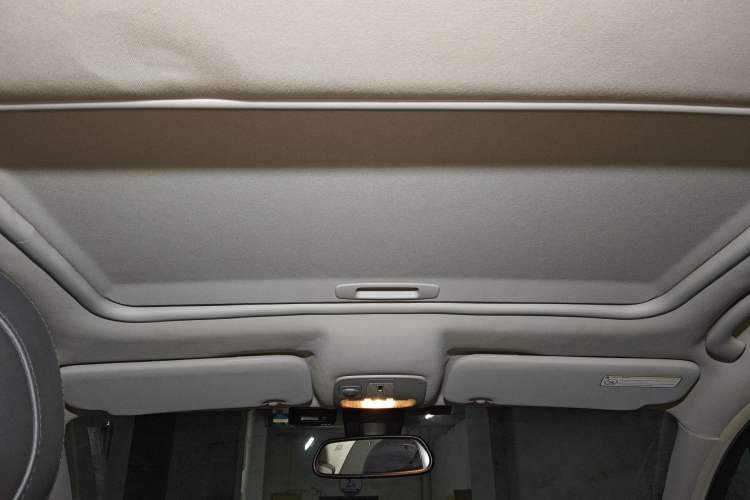 Used Citroen C5 2013 2.3L Automatic Prestige Edition Headliner