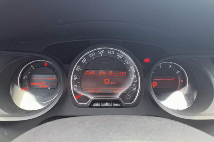 Used Citroen C5 2013 2.3L Automatic Zunyu Model Instrument Cluster
