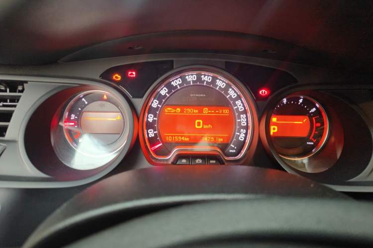 Used Citroen C5 2013 2.0L Automatic Luxury Model Instrument Cluster