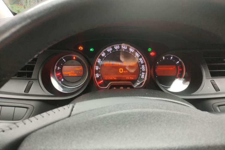 Used Citroen C5 2013 2.0L Manual Comfort Version Instrument Cluster