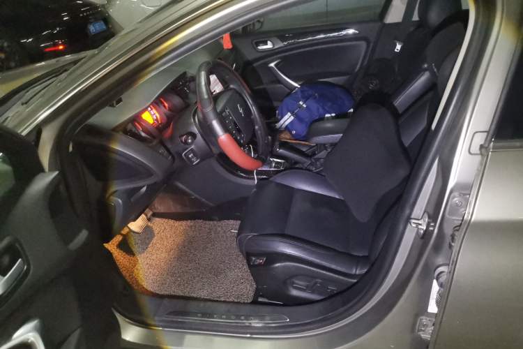 Used Citroen C5 2013 2.3L Automatic Zunyu Model Left Front Seat