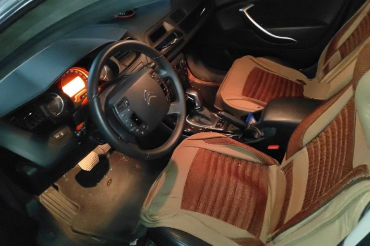 Used Citroen C5 2013 2.3L Automatic Zunyu Model Left Front Seat