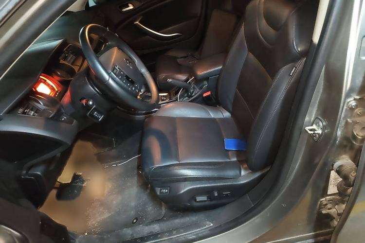 Used Citroen C5 2013 2.3L Automatic Zunyu Model Left Front Seat