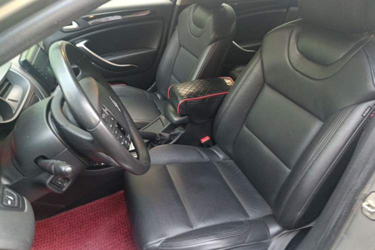 Used Citroen C5 2013 2.3L Automatic Zunyu Model Left Front Seat