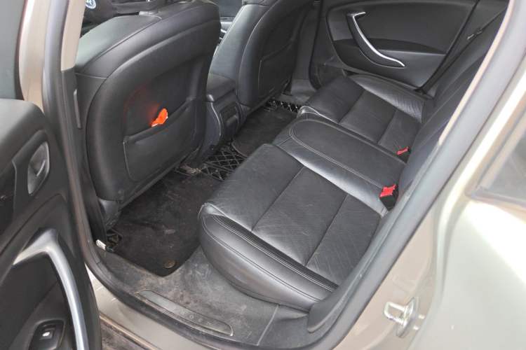 Used Citroen C5 2013 2.0L Automatic Luxury Model Left Rear Seat