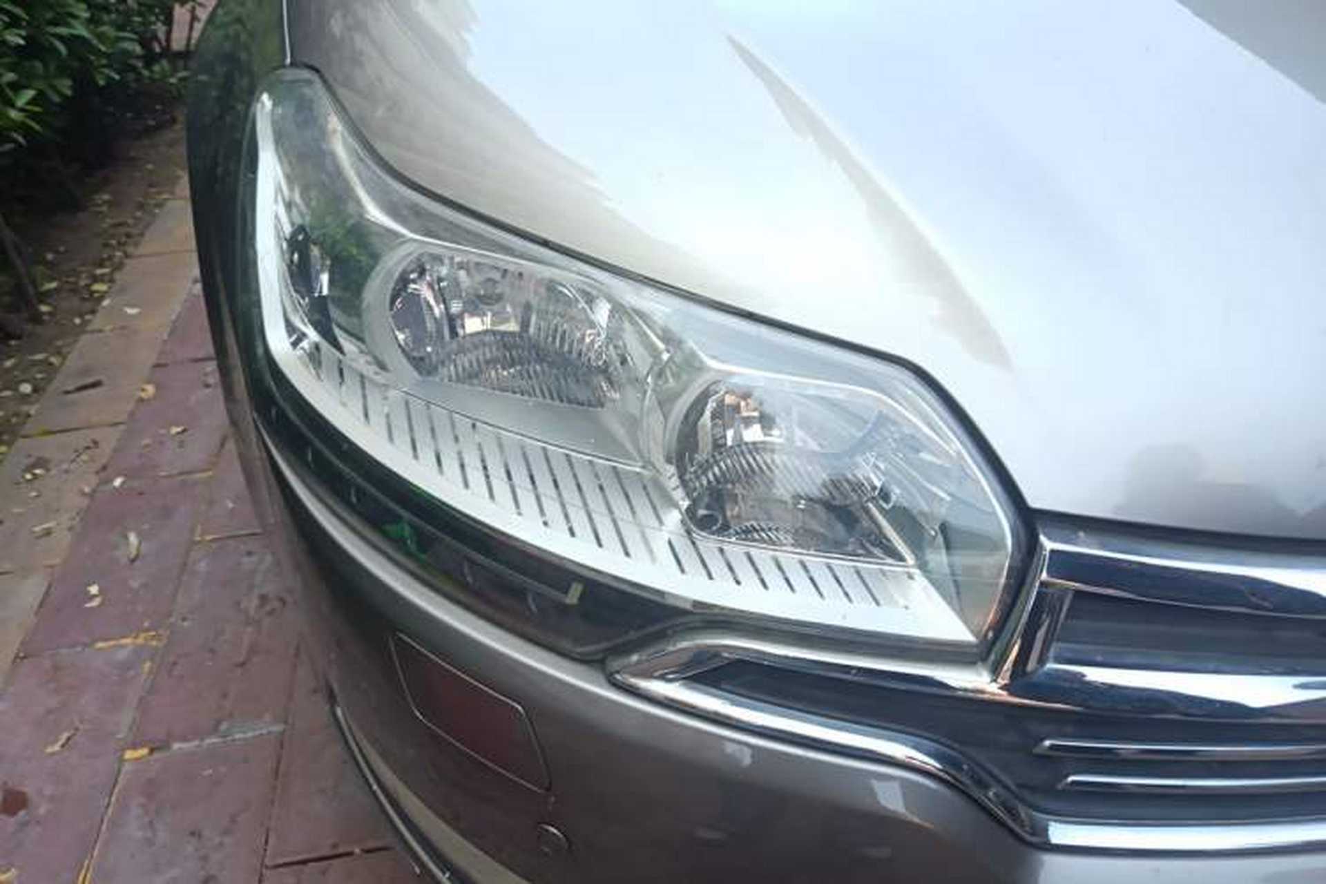 Used Citroen C5 2013 2.0L Automatic Yue Shang Edition Right Front Headlight