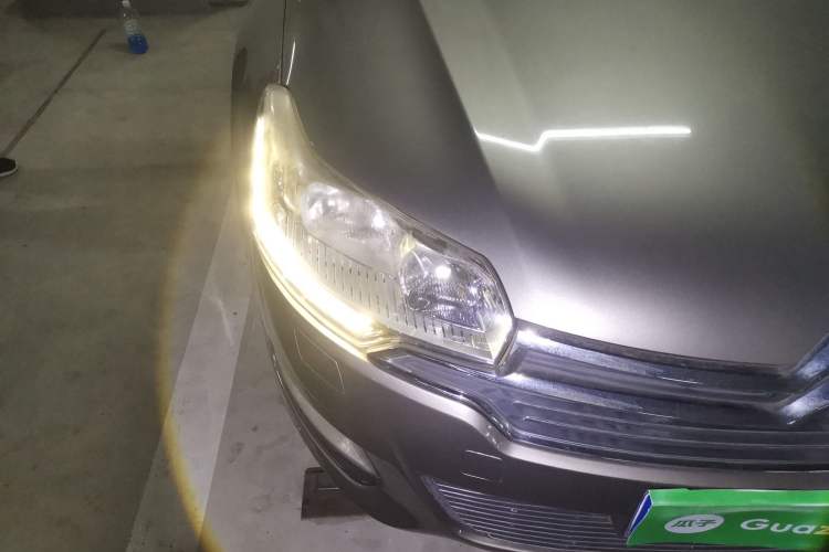 Used Citroen C5 2013 2.3L Automatic Zunyu Model Right Front Headlight