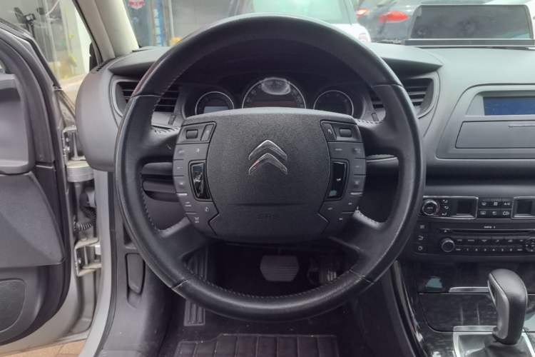 Used Citroen C5 2013 2.3L Automatic Zunyu Model Steering Wheel