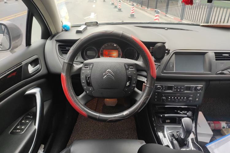 Used Citroen C5 2013 2.3L Automatic Zunyu Model Steering Wheel