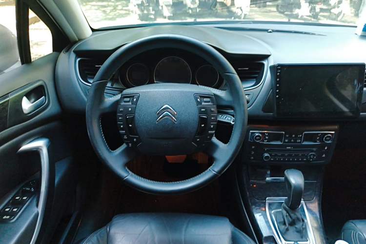 Used Citroen C5 2013 2.0L Automatic Enjoyment Model Steering Wheel