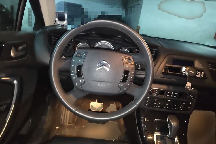 Used Citroen C5 2013 2.3L Automatic Zunyu Model Steering Wheel